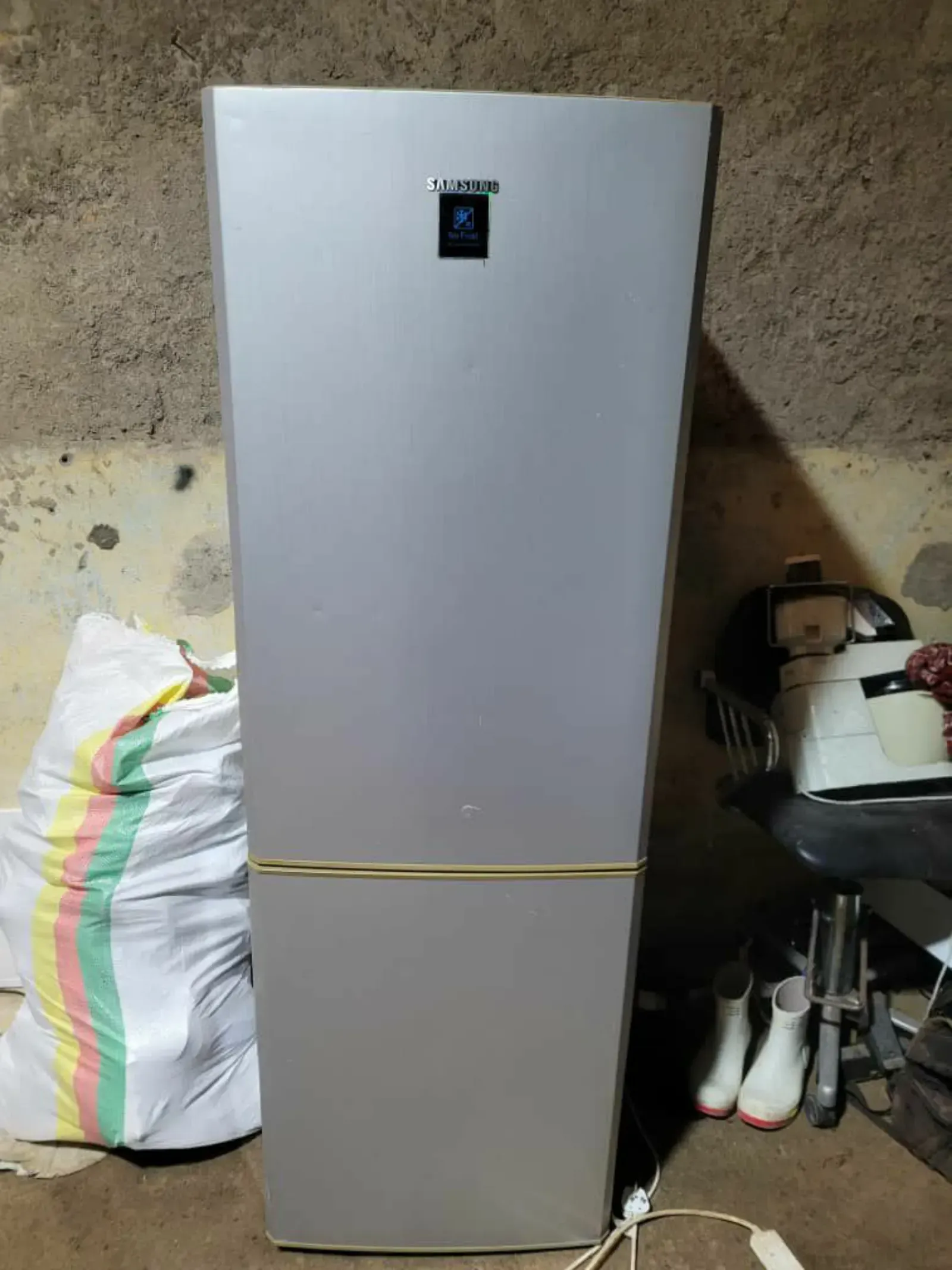 Gallery Photo 18 - Marketplace | Samsung Fridge New Available, Logpom, Douala, Cameroon | Electronics & Media  > Other Electronics & Media