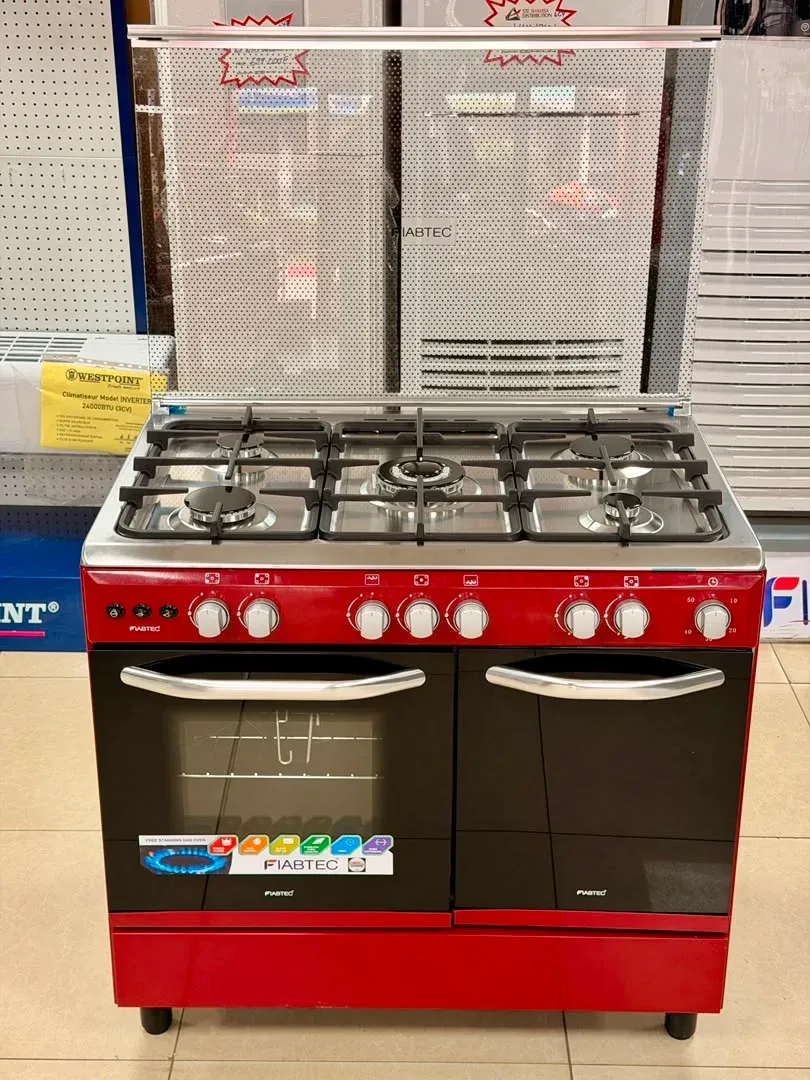 Main Photo - Marketplace | Cuisinière, Akwa, Douala, Cameroon | Home, Food & Garden  > Kitchen & Dining