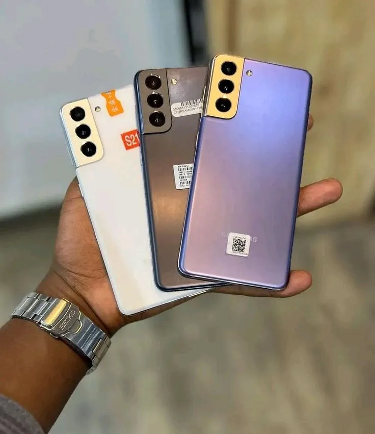 Gallery Photo 3 - Marketplace | Phones For Sale, Simbock, Yaoundé, Cameroon | Electronics & Media  > Cell phones & Accessories