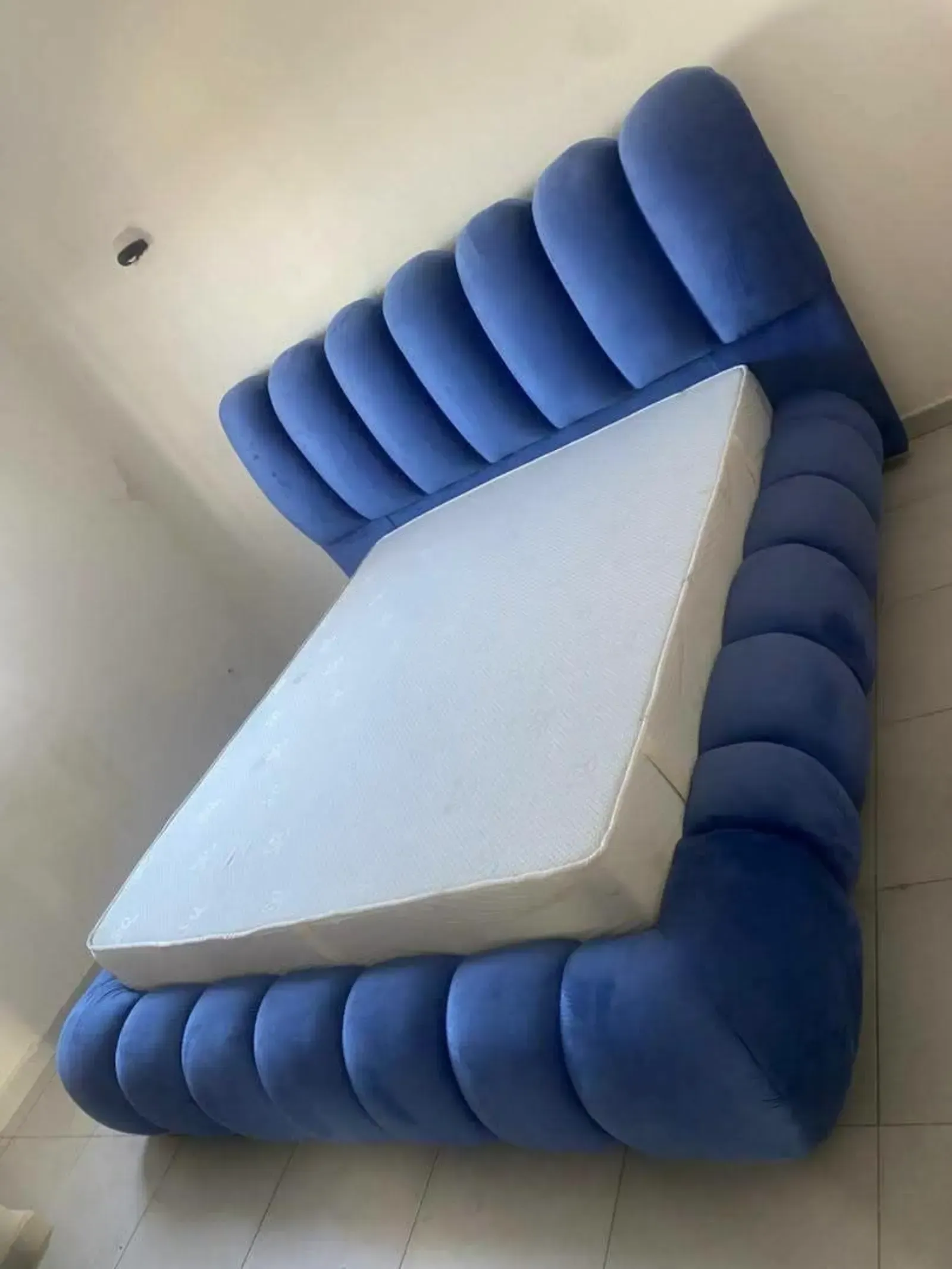 Gallery Photo 1 - Marketplace | Matelas Du Lit, En face de Mbolo, Libreville, Gabon | Home, Food & Garden  > Home Decor