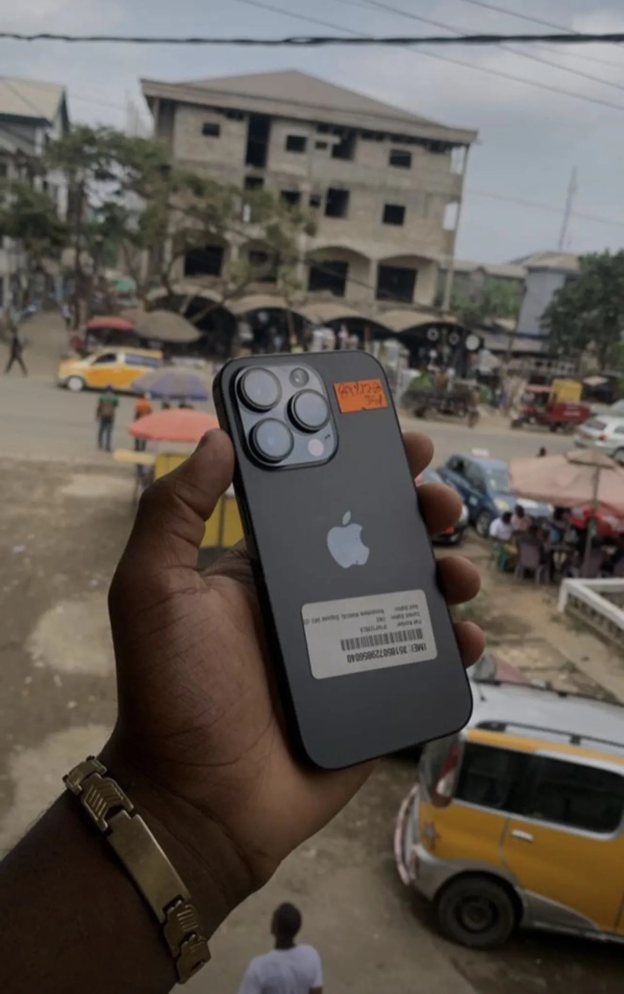 Gallery Photo 4 - Marketplace | Iphone, Philip, Yaoundé, Cameroon | Electronics & Media  > Cell phones & Accessories