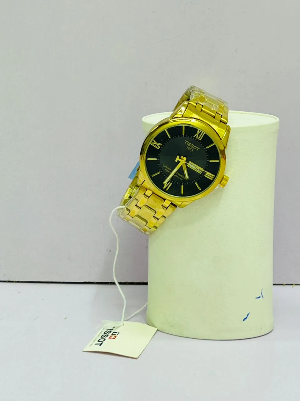 Gallery Photo 4 - Marketplace | Montre, Akwa-douche, Douala, Cameroon | Electronics & Media  > Other Electronics & Media