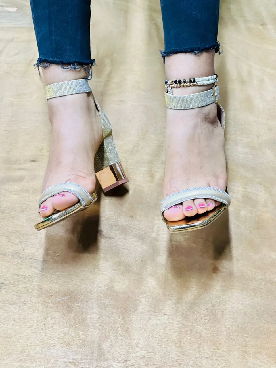 Gallery Photo 2 - Marketplace | Talon, Akwa-douche, Douala, Cameroon | Clothing, Shoes, & Others  > Women's shoes