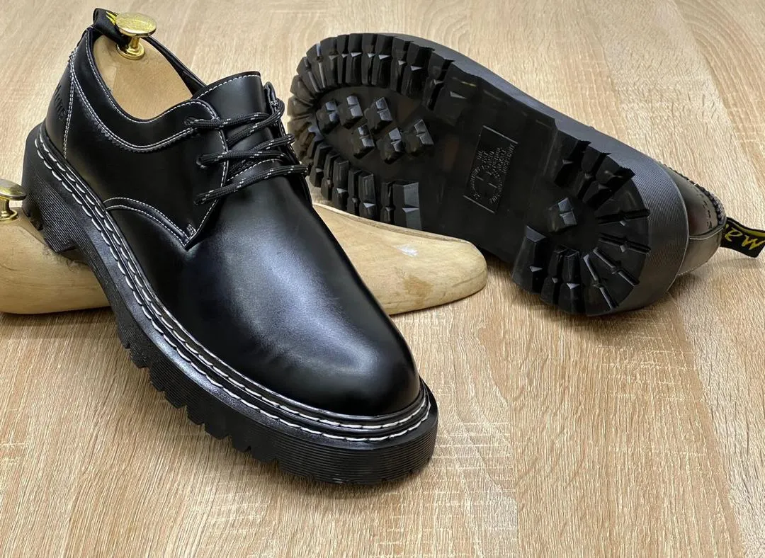 Gallery Photo 5 - Marketplace | Chaussures Homme, Akwa-Douche, Douala, Cameroon | Clothing, Shoes, & Others  > Men's shoes