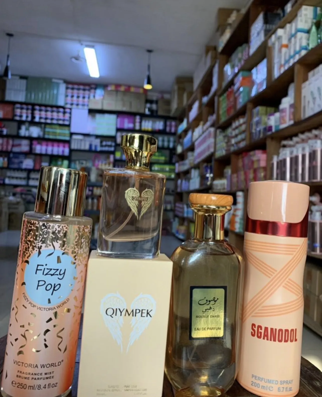 Gallery Photo 4 - Marketplace | Perfume, Biyemassi, Yaoundé, Cameroon | Health & Beauty  > Makeup & Cosmetics