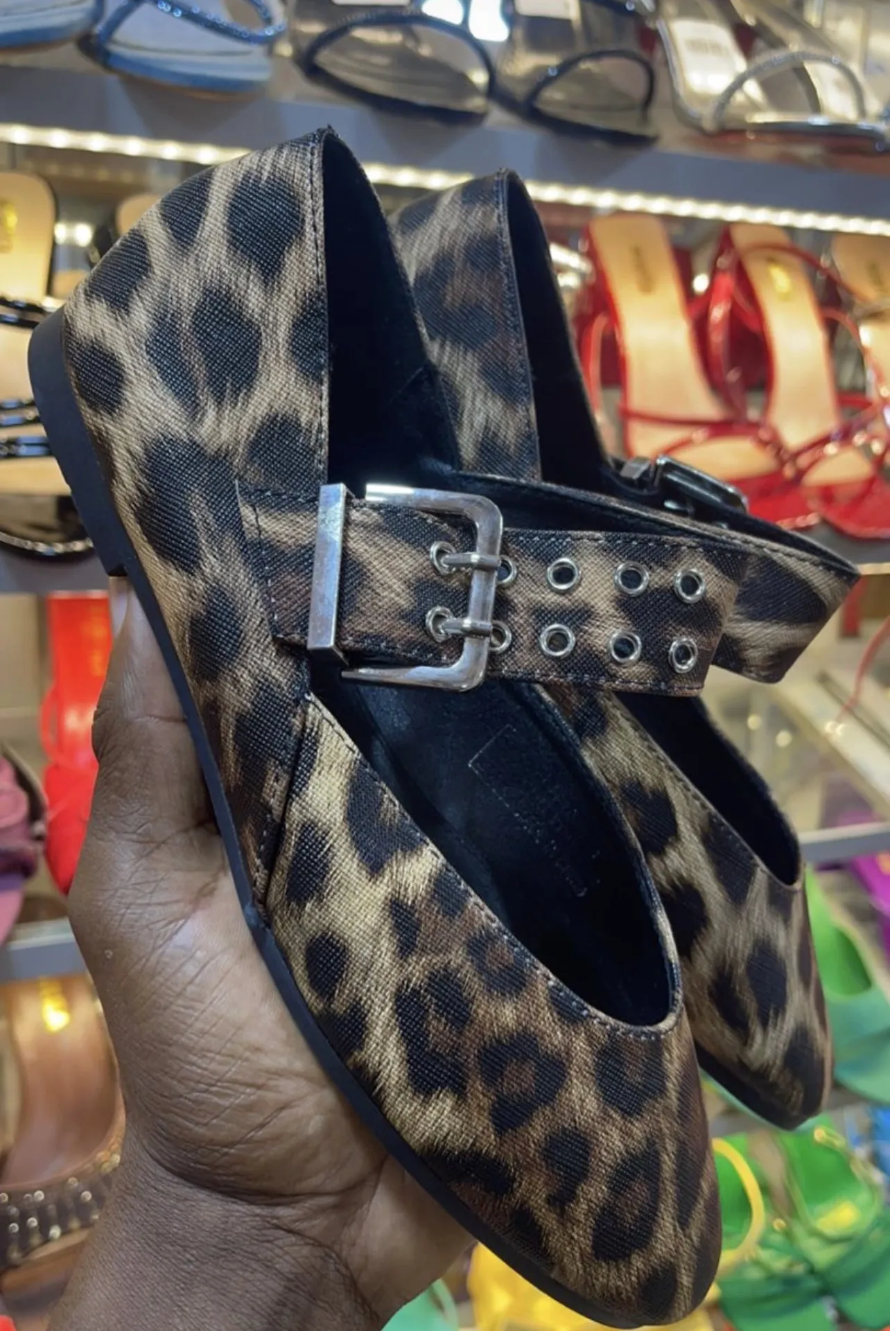Gallery Photo 1 - Marketplace | Female Shoes, Commercial Avenue, Bamenda, Cameroon | Clothing, Shoes, & Others  > Girls' Shoes