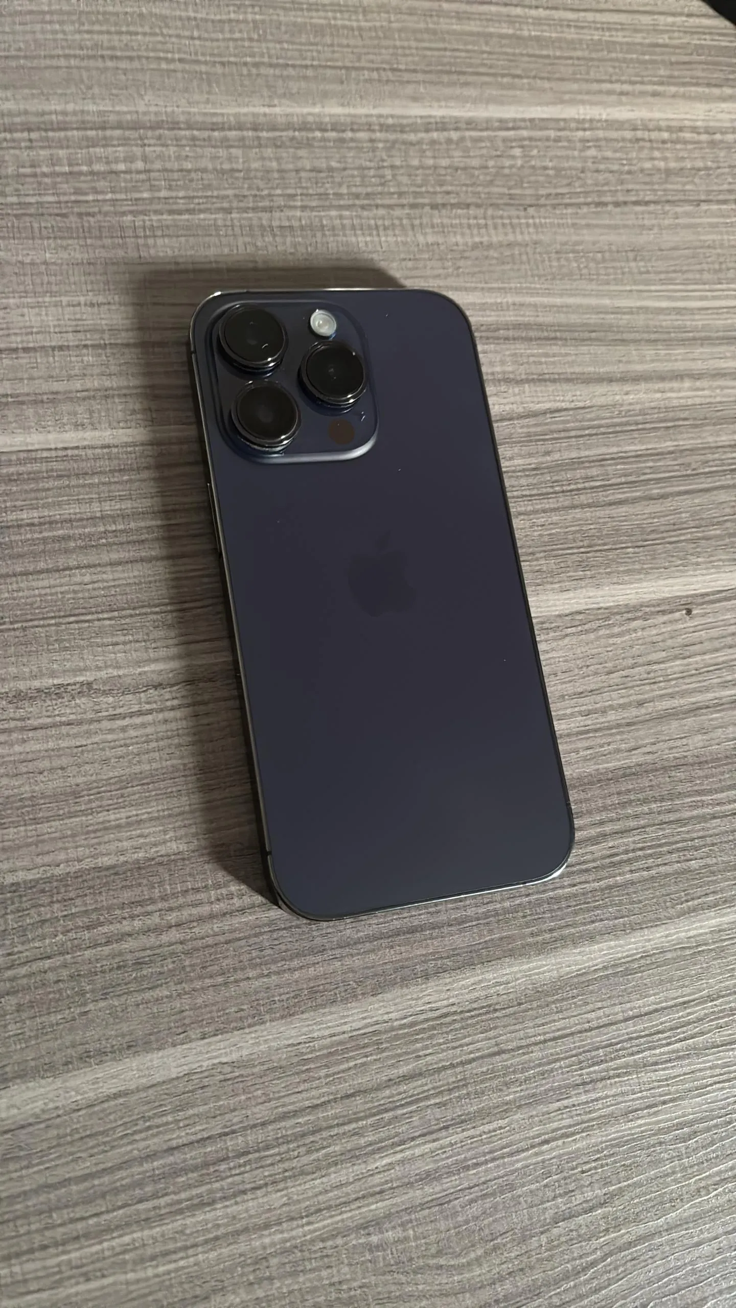 Gallery Photo 1 - Marketplace | Iphone 14 Pro Max, Bastos, Yaoundé, Cameroon | Electronics & Media  > Cell phones & Accessories