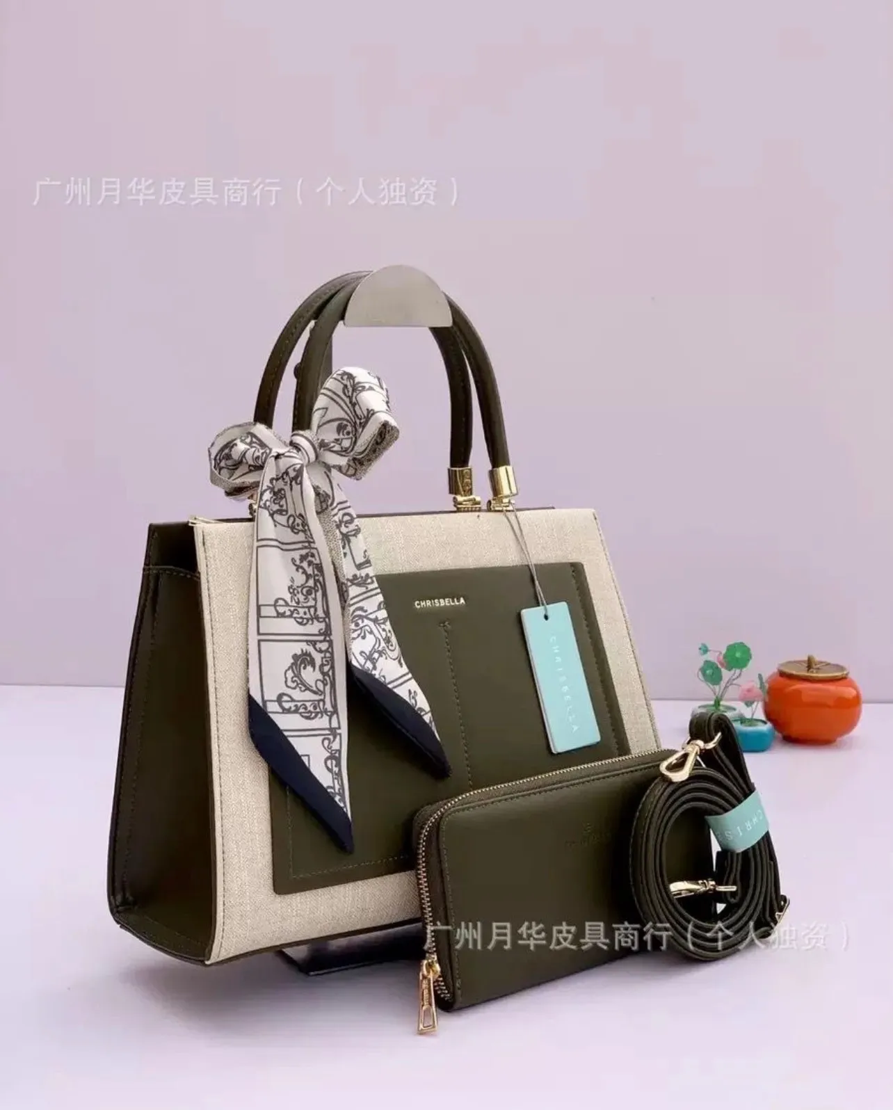 Gallery Photo 4 - Marketplace | Female Bags, Biyemassi, Yaoundé, Cameroon | Clothing, Shoes, & Others  > Others & Accessories