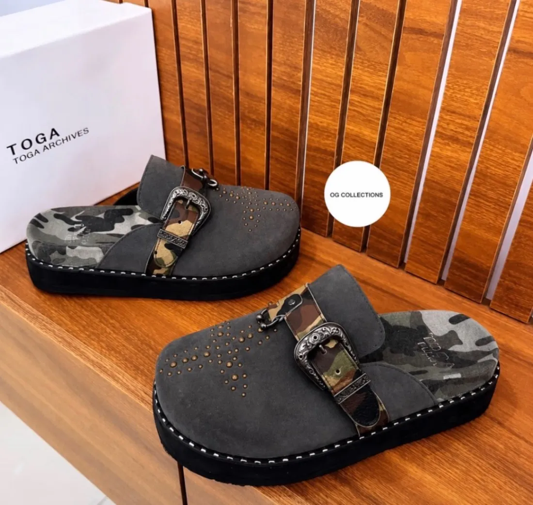 Gallery Photo 3 - Marketplace | Leather Slippers, Biyemassi, Yaoundé, Cameroon | Clothing, Shoes, & Others  > Men's shoes